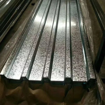 Het Dakwerkbladen 28 van het hete Onderdompelings Gegalvaniseerde Staal maat voor bouwconstructie